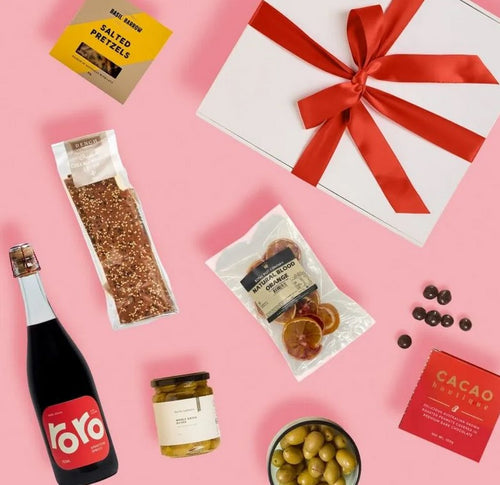 Holiday Tea & Treats Hamper